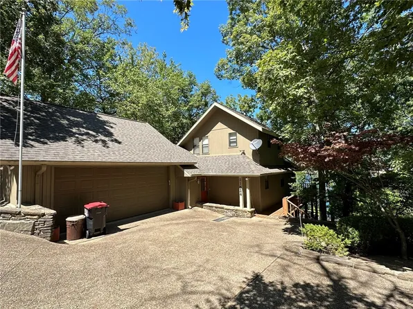 11824 White Oak Dr, Garfield, AR 72732