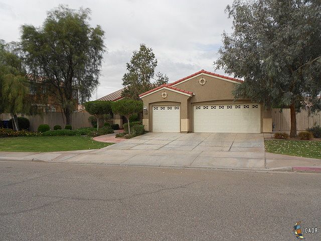 2nd image of 1209 Paseo Camino Real