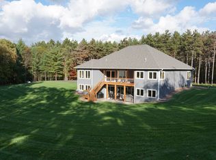 1200 Pavelski Rd, Eau Claire, WI 54703