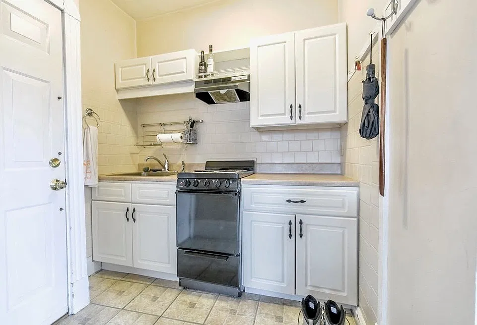 1 bed, 99999 sqft, $2,975 — Photo 2