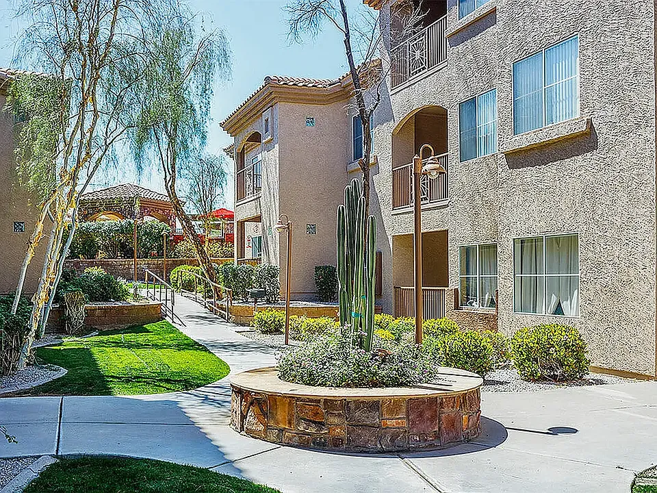 13700 N Fountain Hills Blvd #206-B