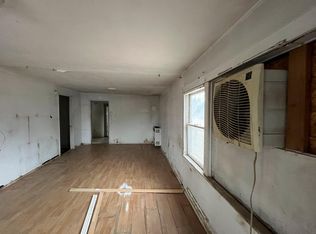 626 3rd St, Parlier, CA 93648