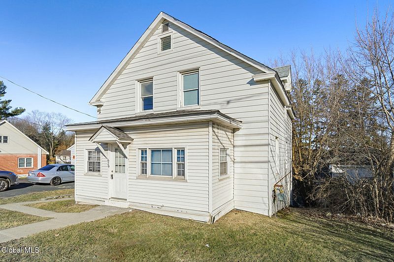 2nd image of 629 Hoosick Road