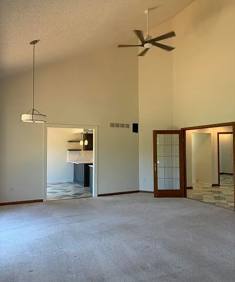 1261 Laurel View Dr — Photo 8