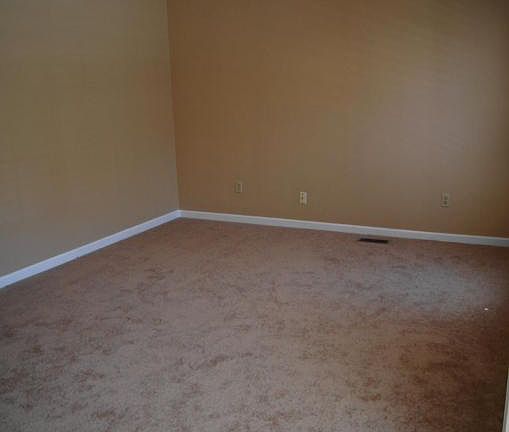 4th image of 1505 Woodpointe Dr