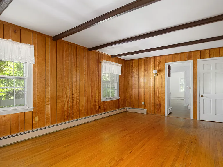 50 Aspinwall Rd — Photo 11