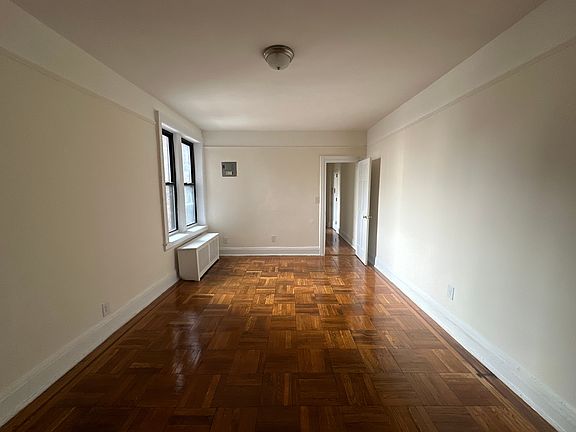 5th image of 45-25 42nd St #3G