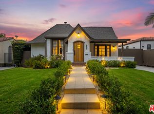 6537 Moore Dr, Los Angeles, CA 90048