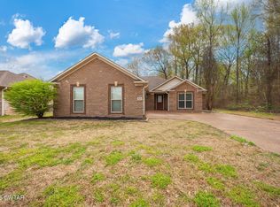 44 Arbuckle Ln, Jackson, TN 38305