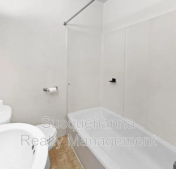 2 Arwin Dr #2 — Photo 4
