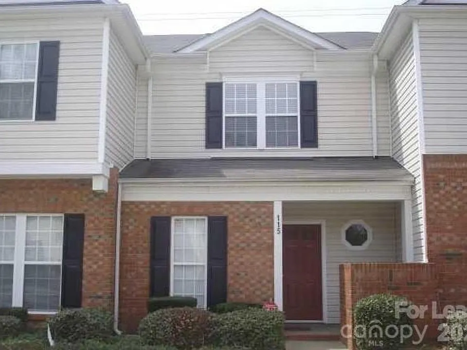 115 Ross Moore Ave