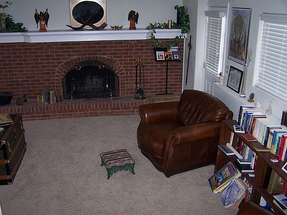 Fireplace Family Rm