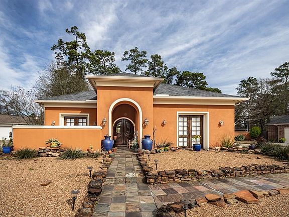 Welcome to your "Oasis in the Desert".