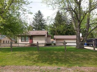 7251 Lake Rd, Coloma, MI 49038