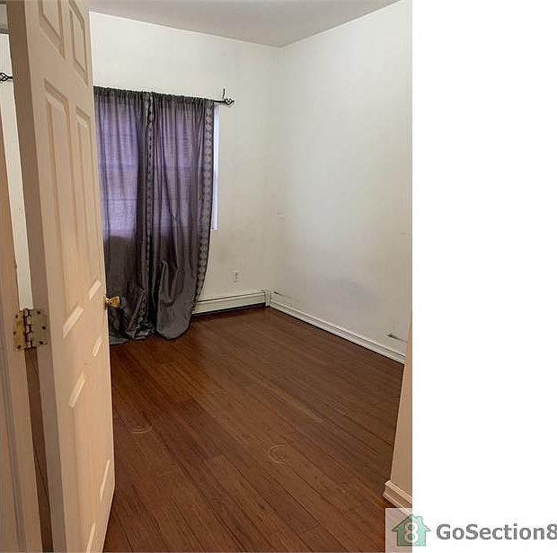 1st image of 12614 172nd St Floor 3