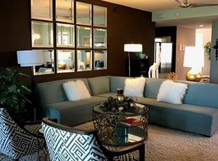 2033 Crestview Way APT 103, Naples, FL 34119