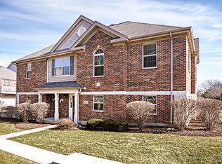 27W727 N Meadowview Dr, Winfield, IL