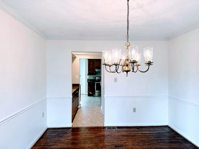 9414 Vernon Dr — Photo 18
