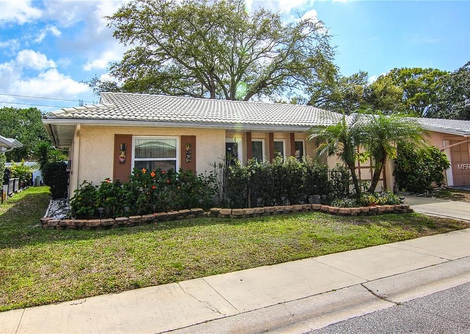 1st image of 5490 Palm Crest Ct