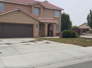 8519 Daybreak Ct, Hesperia, CA 92344