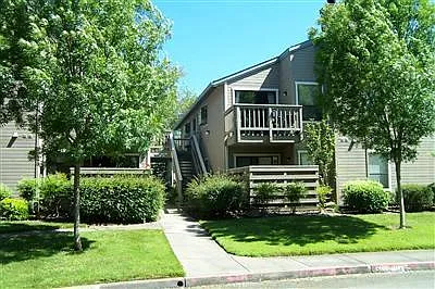 425 Mission Blvd