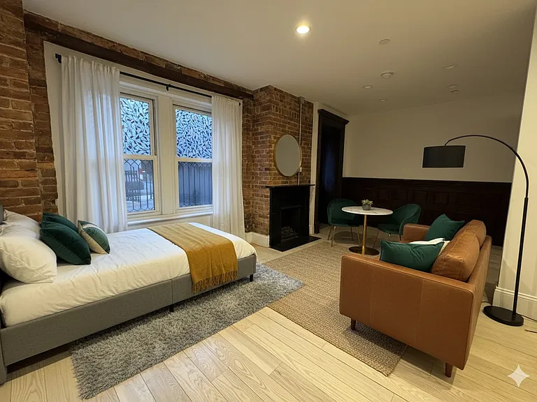 253 Jefferson Ave #1 — Photo 1