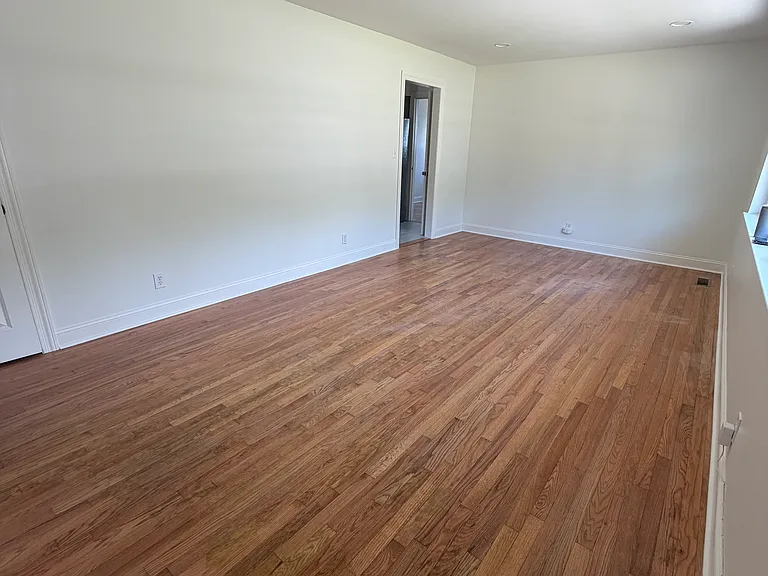 1438 Ely Rd — Photo 11