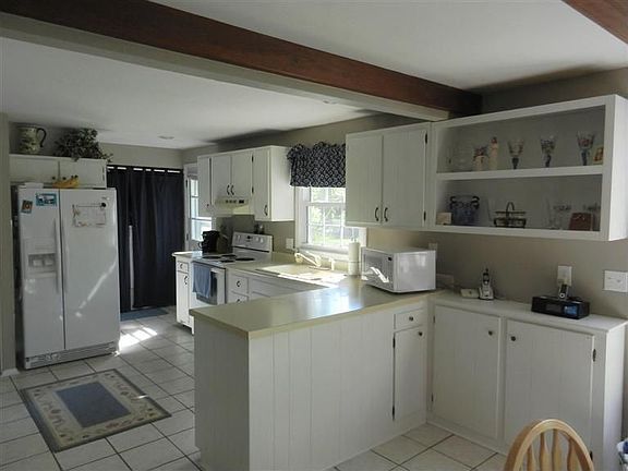 2nd image of 65 S Johanna Dr