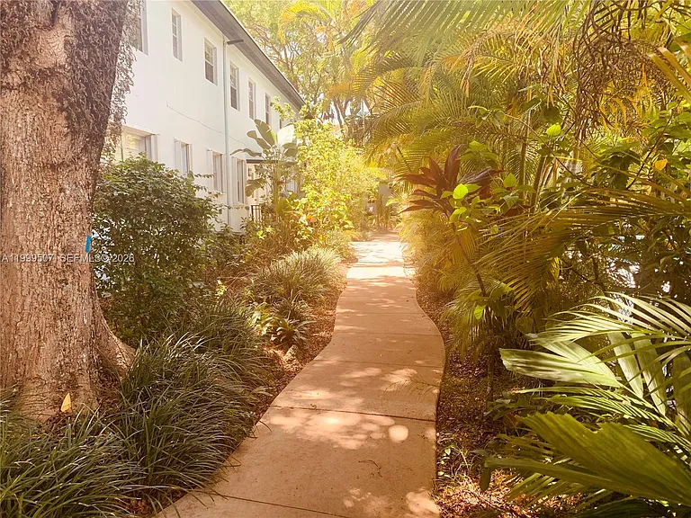 5605 SW 80th St #97-A — Photo 22
