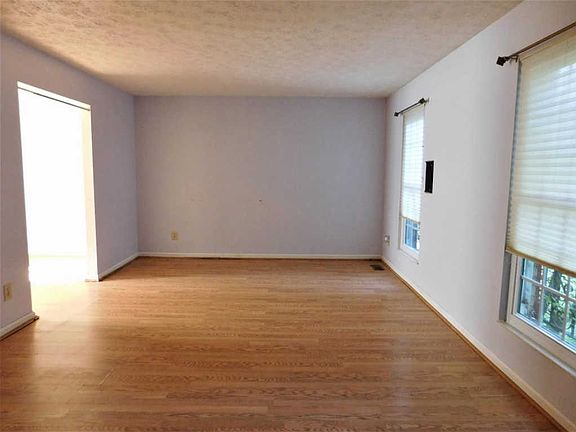 4th image of 3575 Hunting Creek Ln