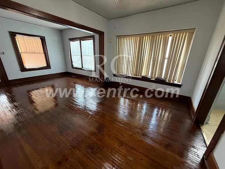 24 Bremer Ave — Photo 10