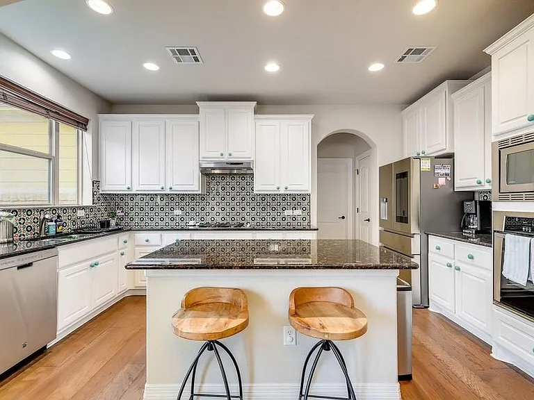 4000 Camacho St — Photo 10