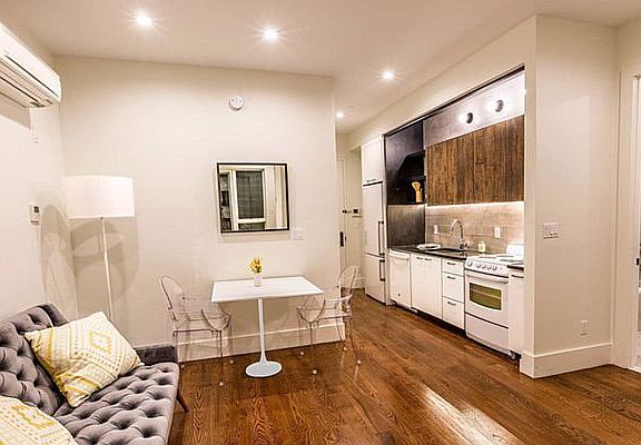 2nd image of 136 Erasmus St APT 1B