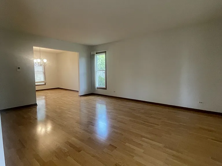 4330 Huntington Blvd — Photo 2