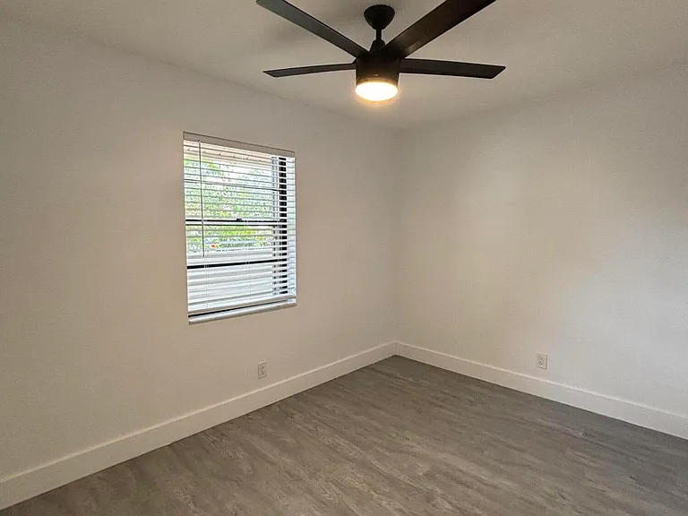6132 Fairfield Cir #7 — Photo 18