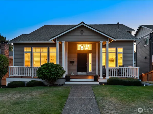 3241 32nd Avenue W, Seattle, WA 98199