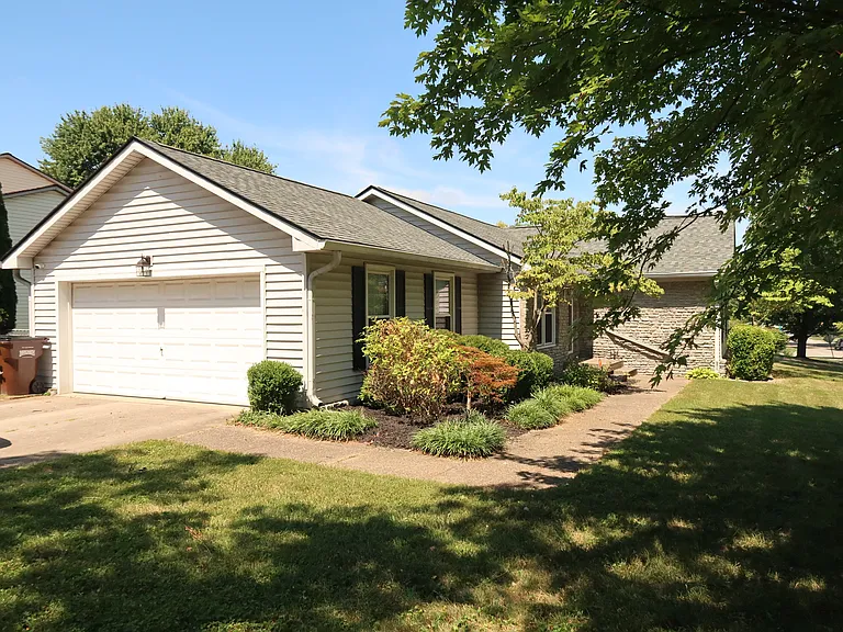3531 Winthrop Dr — Photo 32