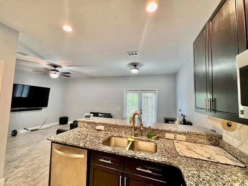 2100 Pomegranate Court - 1 — Photo 4