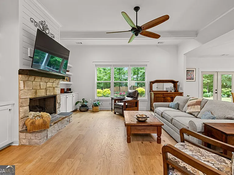 150 Handshaker Ct — Photo 17