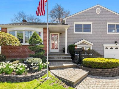 2670 Grayson Drive, East Meadow, NY, 11554