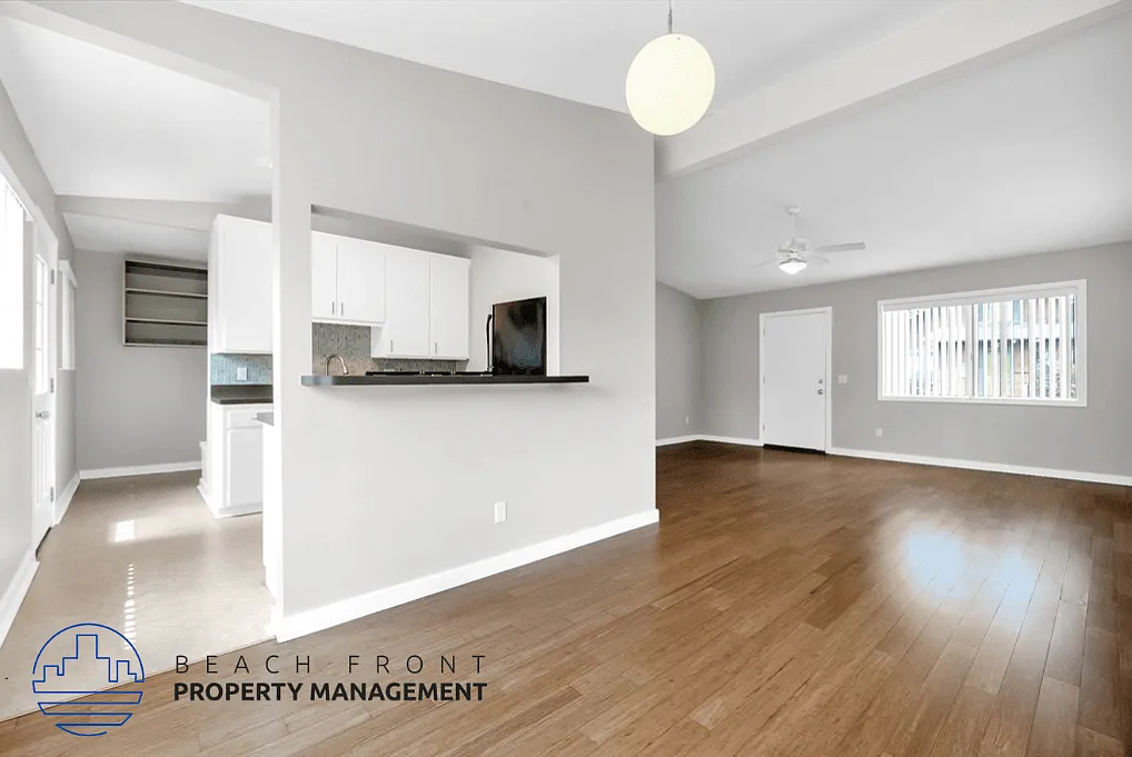 2674 Elden Ave. — Photo 3