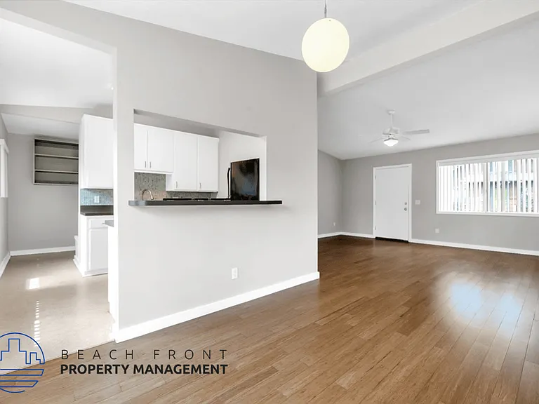 2674 Elden Ave. — Photo 3