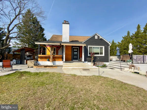 16720 Longdraft Rd, Gaithersburg, MD 20878