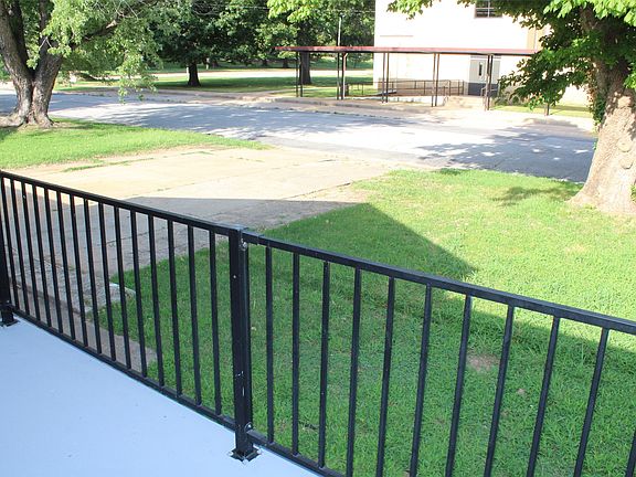 5th image of 208 N 43 WestAvenue