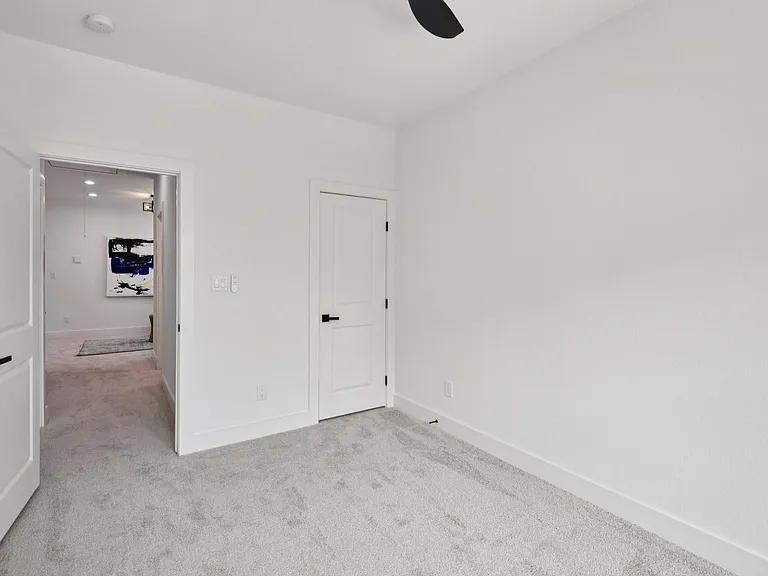 6808 Madrid St — Photo 34
