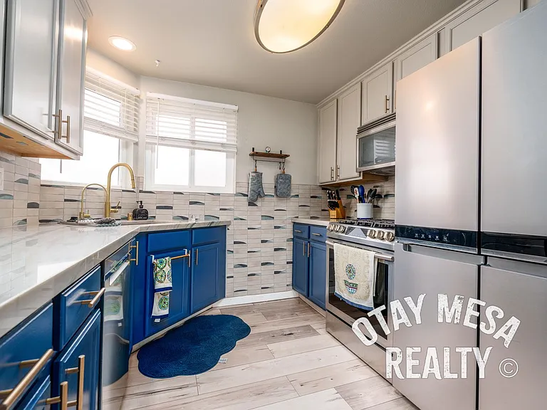 263 Dahlia Ave #10 — Photo 1