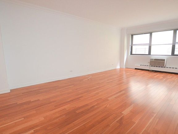 3rd image of 330 E 46th St APT 3R