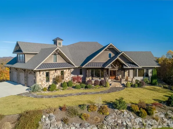 1638 Johns Ridge Pkwy #144, Lenoir, NC 28645