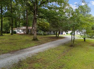 418 Oakdale Dr, Hillsborough, NC 27278