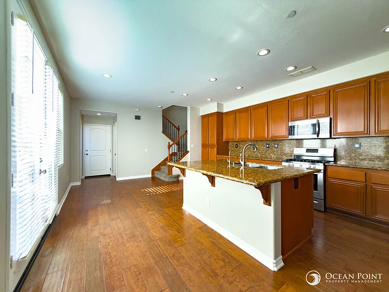 8174 Quartz St — Photo 7